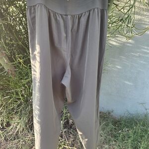 Torrid Olive Green Cropped Pants